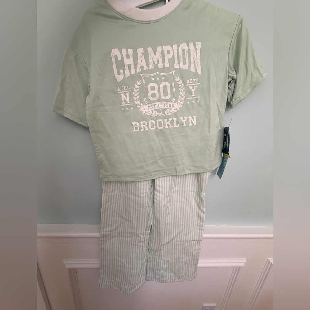 art class Mint Green Two-Piece Kids Pajama Set